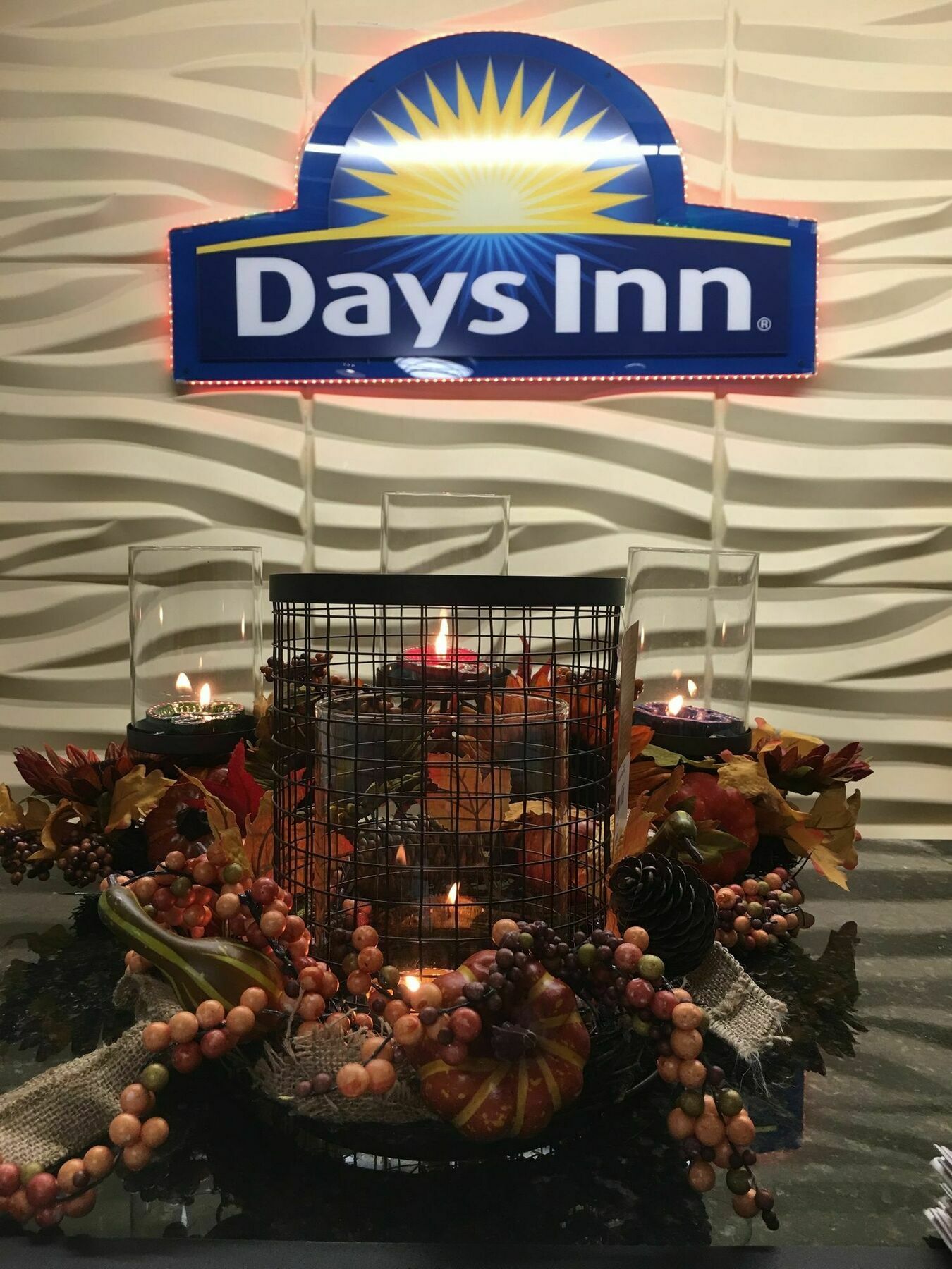 Days Inn By Wyndham Sharonville Exterior photo